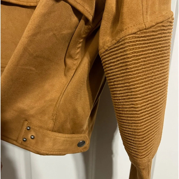 Blank NYC SOFT Vegan Suede Moto Jacket Size Large NWT ribbed arms - Picture 7 of 7